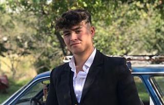 Selendi Ak Parti Gençlik Kolları Acar’a Emanet.