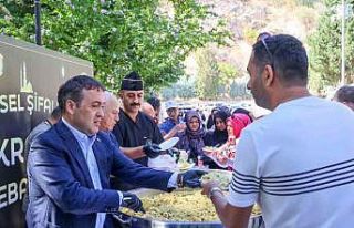Şeyh Edebali Külliyesi’nde şifalı pilav etkinliği...