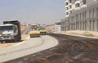 Siirt’te asfalt çalışmaları tüm hızıyla sürüyor