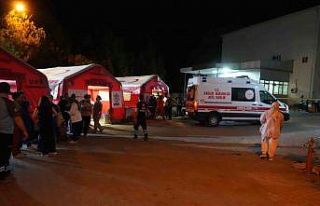 Sındırgı’da 6,1’lik deprem sonrası sahra hastanesi...