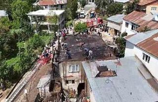 Şiran’da çatı yangını korkuttu
