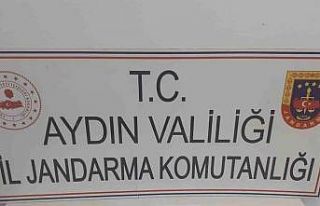 Şüpheli araçtan uyuşturucu çıktı