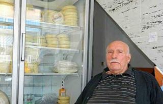 Süt üretiminin yetersizliği kaşar üreticilerini...