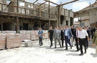 Tarihi Emet Hanı’nda restorasyon çalışmaları...