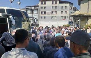 Tavşanlı’da umreciler dualarla uğurlandı