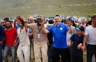 TFF Başkanı İbrahim Hacıosmanoğlu, Çaykur Rizespor’un...