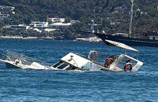 Torba koyunda ahşap tekne battı