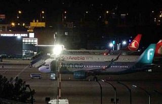 Trabzon-Cidde seferi yapan uçak kalkıştan 8 dakika...