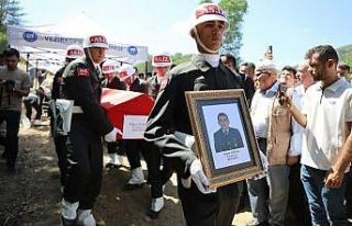 Trafik kazasında ölen uzman çavuş, memleketinde...
