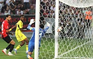 Trendyol Süper Lig: Gençlerbirliği: 0 - Fenerbahçe:...