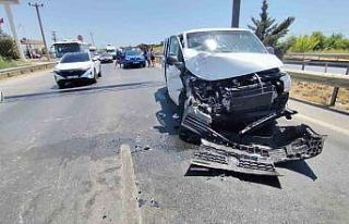 Tur aracı tur otobüsüne arkadan çarptı: 5’i...