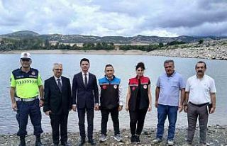 Uluköy Barajı’na 25 bin aynalı sazan bırakıldı