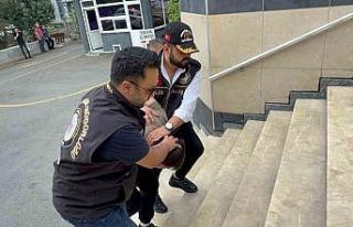 Ümraniye’de karısının boğazını keserek öldüren...