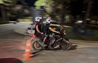 Ümraniye’de sokak ortasında vahşet: Satırla...