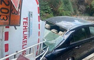 Üsküdar’da akaryakıt tankeri devrildi: 1 yaralı