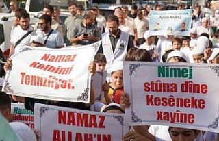 Van’da çocuklardan namaz temalı yürüyüş