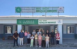 Varto’daki spor tesisleri gençlerle dolup taşıyor