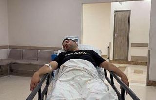 Vekilin cenazesinde darbedilip hastanelik oldu