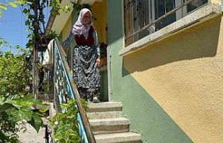 Yaşlı çiftten alkışlanacak bağış