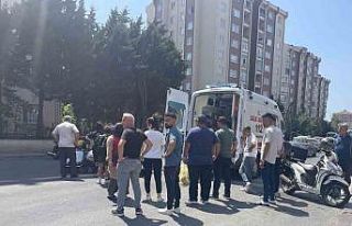 Yaya geçidinden geçen çocuğa otomobil çarptı:...