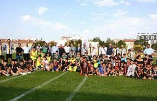 Yaz Kur’an Kursları Arası Zafer kupası futbol...