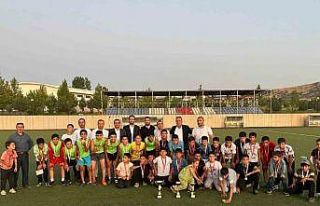 Yaz Kur’an kursu öğrencileri futbol turnuvasında...