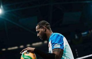 Yoandy Leal Hidalgo yeni sezonda da Halkbank’ta