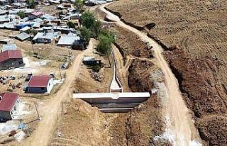 Yukarı Dikmetaş köyünde taşkın kontrol çalışmaları...