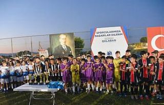 Zafer Bayramı coşkusu futbol turnuvasıyla taçlandı