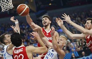 12 Dev Adam, Avrupa Şampiyonası’nda 4’te 4 yaptı