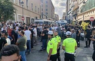 Adana’da dolmuş şoförlerinin eylemi 3 saat sonra...