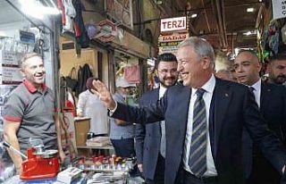 AK Parti Kayseri Teşkilatı Kapalı Çarşı’da...