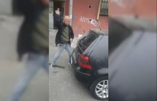 Alkollü şahıs hakaretler yağdırdığı esnafın...