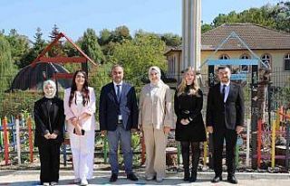 BARÜ Kutlubey Anaokulu bahçesi "Türkiye Yüzyılı...