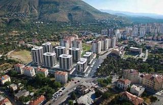 Başkan Yalçın’dan kentsel dönüşüm brifingi