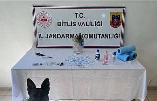 Bitlis’te jandarmadan uyuşturucu operasyonu