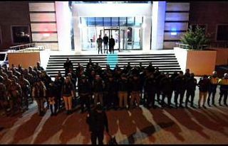 Bitlis’te uyuşturucu satıcılarına operasyon:...