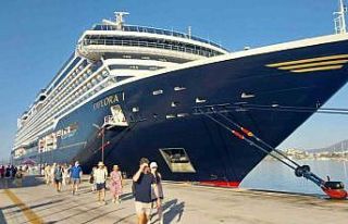 Bodrum’a 743 yolcusuyla geldi