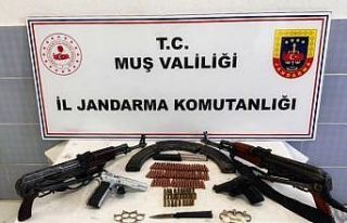 Bulanık ilçesinde silah ve mühimmat ele geçirildi