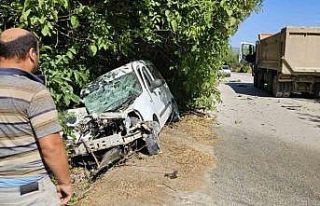 Burdur’da otomobil ile kamyon çarpıştı: 1 ölü