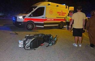 Bursa’da motosiklet otomobille çarpıştı, 2 kardeş...