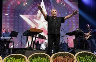 Bursa’da Pamela ve Ümit Besen rüzgarı