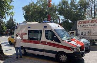 Çarptığı yayanın tedavi gördüğü ambulansın...