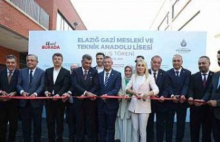 CHP Genel Başkanı Özel, Elazığ’da okul açılışına...