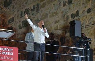 CHP Genel Başkanı Özel’den ilginç tespit: CHP’li...