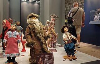 Dede Korkut karakterlerinin minyatürleri vatandaşlara...