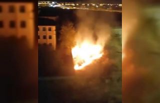 Diyarbakır’da düğünde atılan havai fişekler...