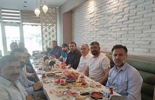 DSYB Başkan adayı Sarıkaya, basınla buluştu