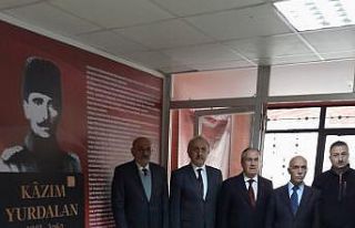 ER-VAK’tan Kazım Yurdalan Ortaokulu’na kültür...