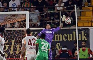 Galatasaray, ligde deplasmanda kalesini gole kapadı